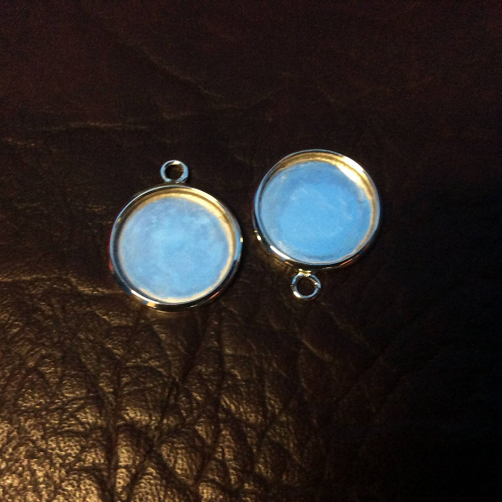 Thumbnail: Sterling silver equestrian horsehair circle charm | CH557196