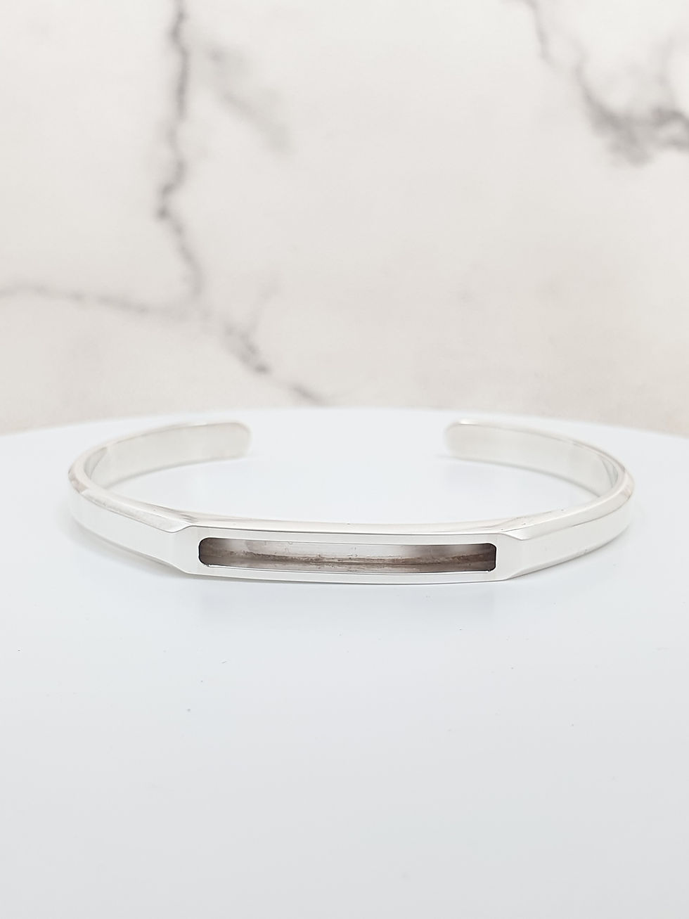 Thumbnail: Sterling silver equestrian horsehair cuff 5.5 mm | CUFF34
