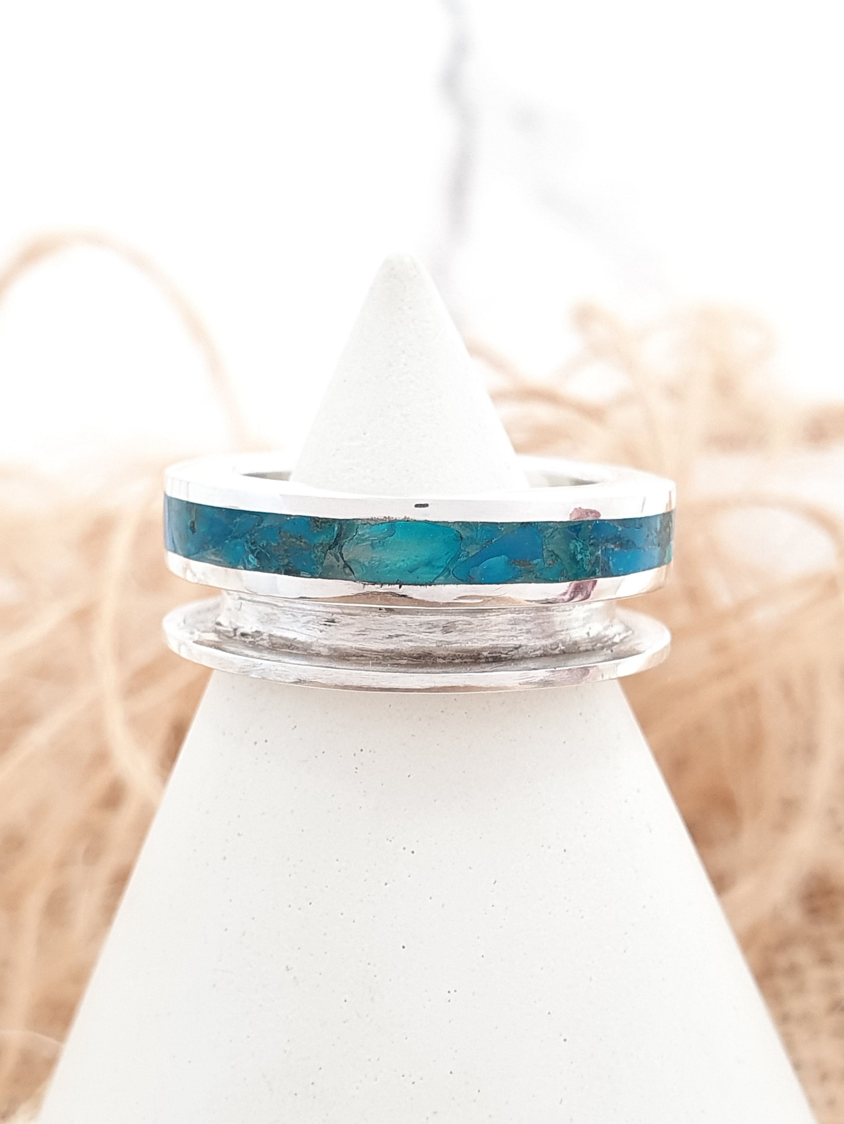 Sterling silver equestrian ring with crushed Opal | RG887852