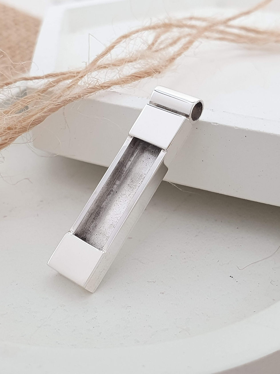 Miniaturbild: Sterling Silber Reiter Bar Charm-Anhänger | CH557174