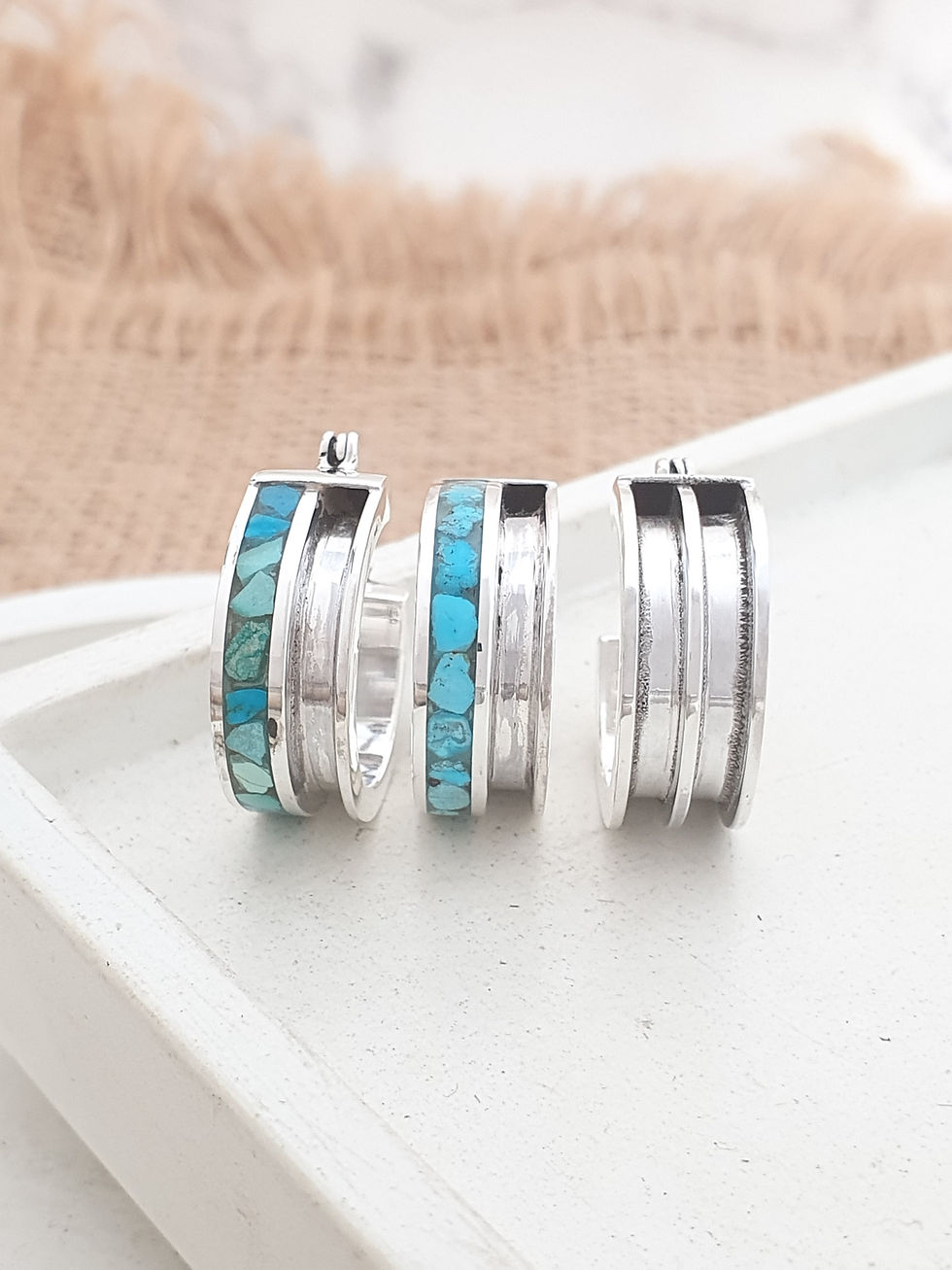 Miniature : Sterling silver horsehair Earring with Crushed Turquoise | ER330046