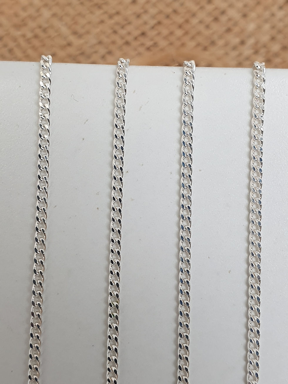 Thumbnail: Sterling silver curb chain 2.20 x 1.55 mm | CH449884