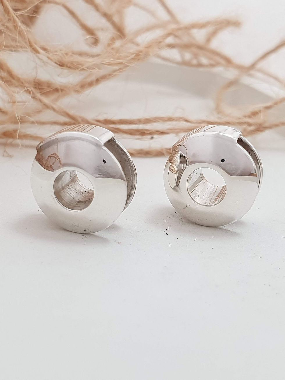 Thumbnail: Sterling silver troll beads 15.0 mm outside | TR818118