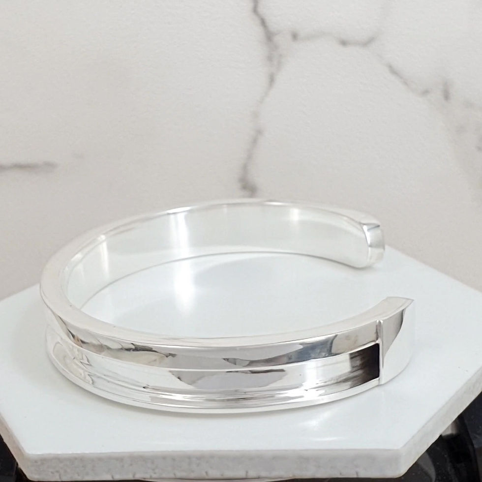 Thumbnail: Sterling silver Equestrian horsehair Mens Cuff | CUFF11