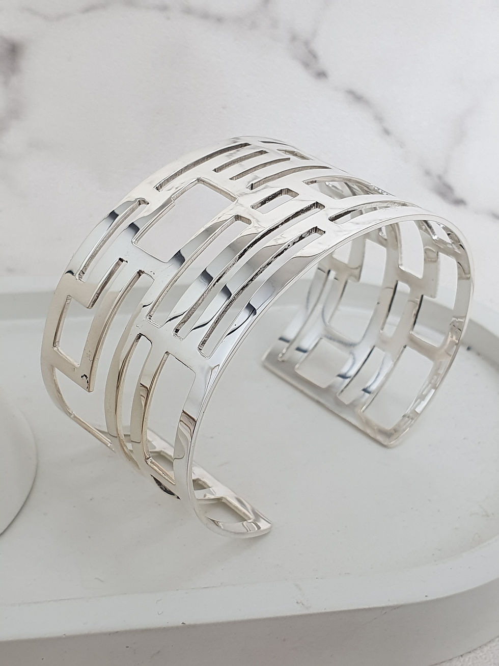 Thumbnail: Sterling silver inspirational cuff 16 x 3.5 cm | CUFF06
