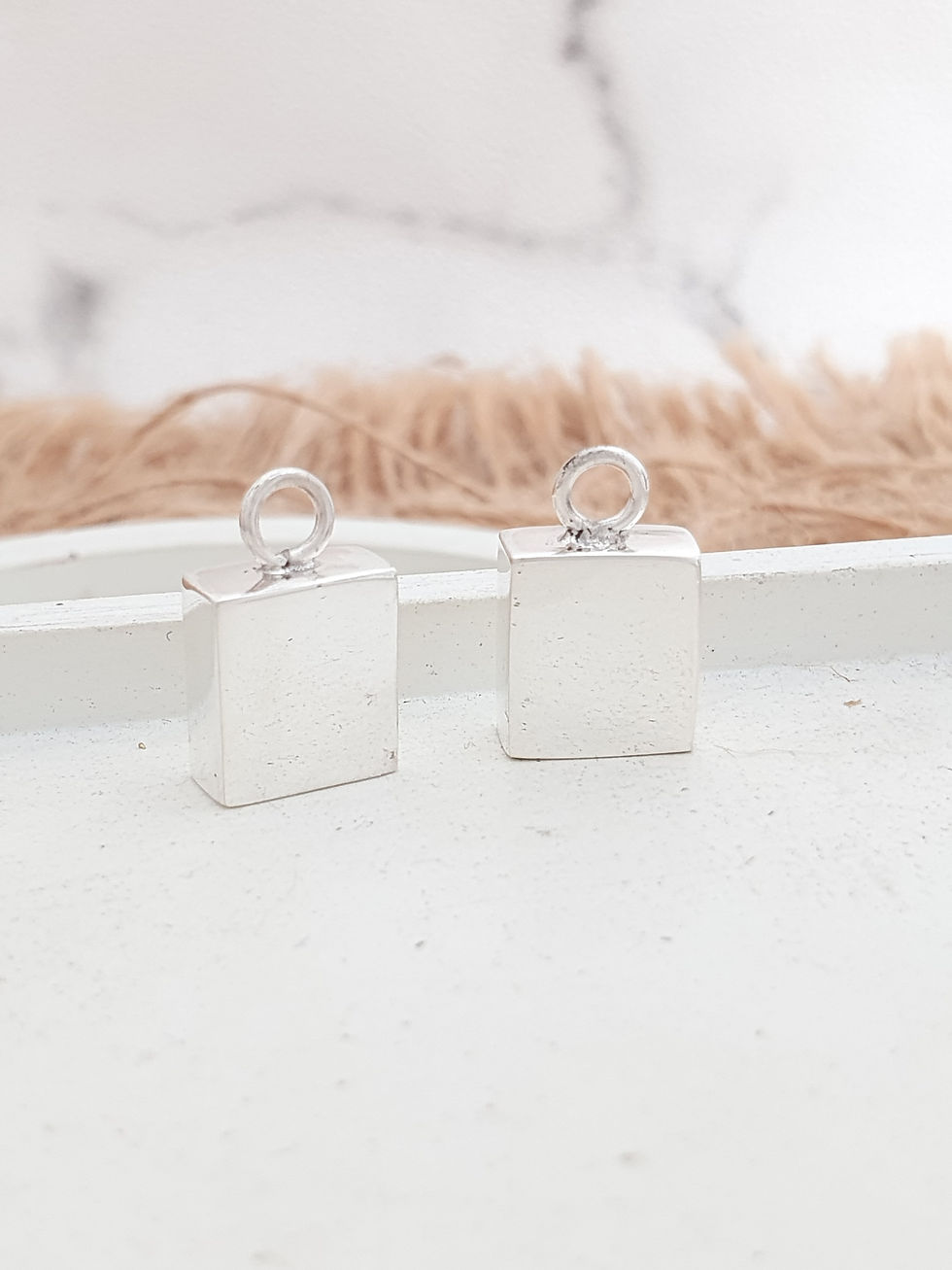 Miniature : Sterling silver rectangular end cap 9 x 12 x 4 mm | EC998860