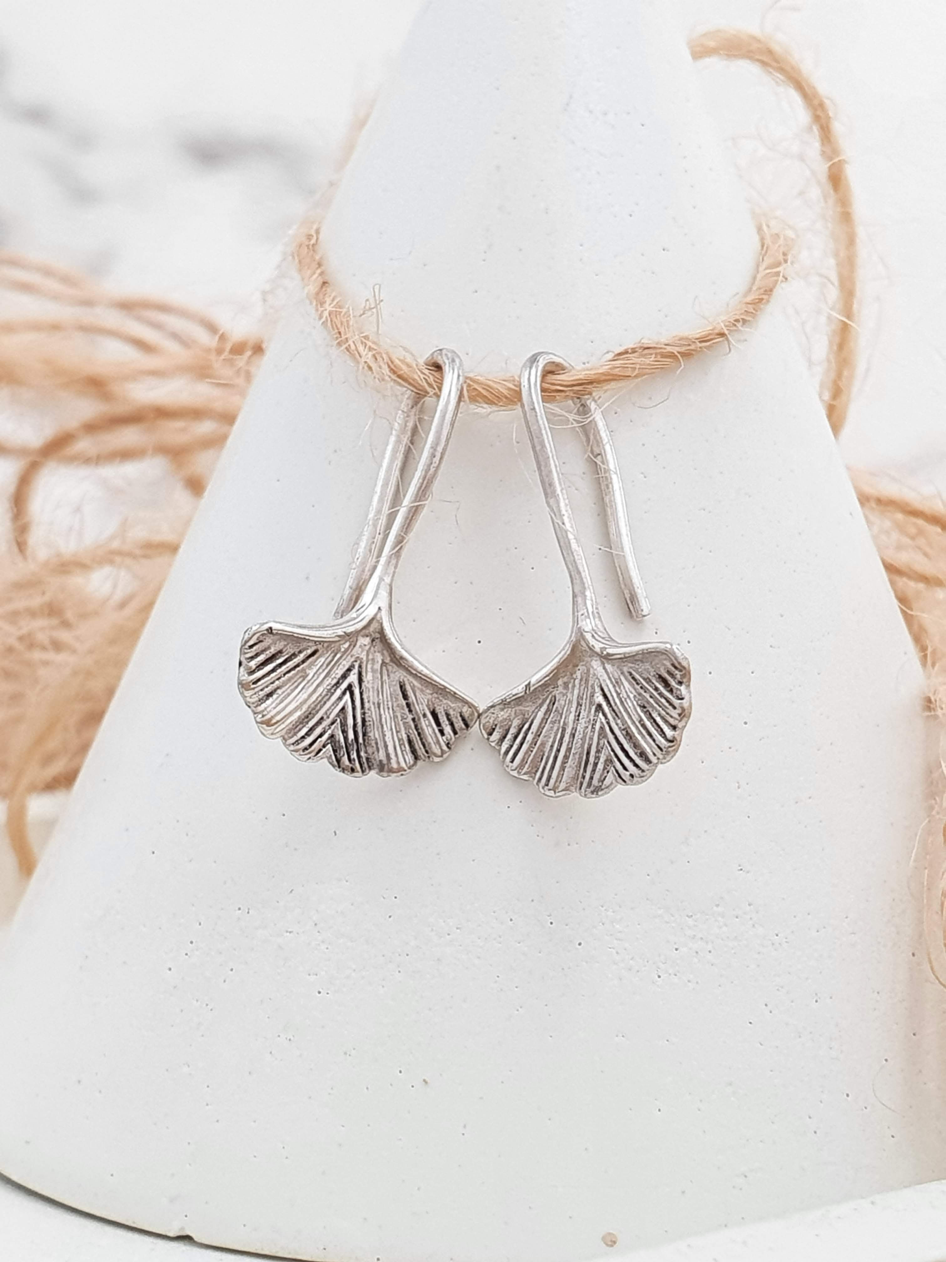 Sterling silver wire earring with Ginkgo Leaves | ER330052