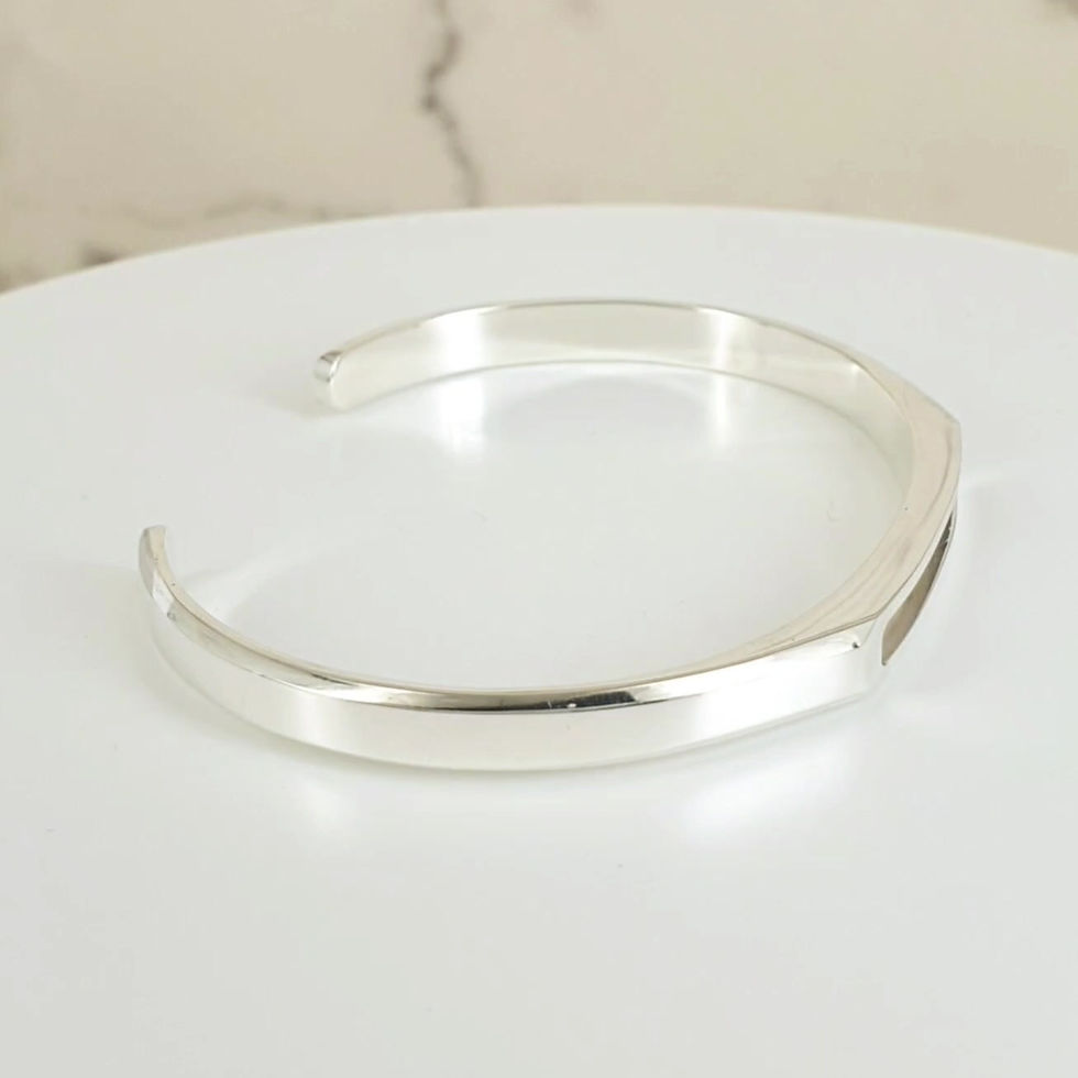 Thumbnail: Sterling silver equestrian horsehair cuff 5.5 mm | CUFF34