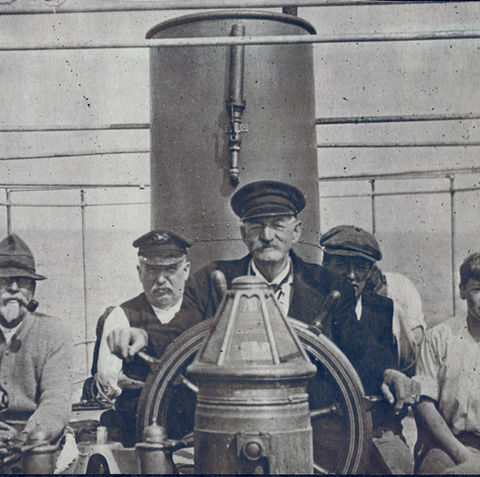 017 BOAT Crewman steering boat019  COLOR TALMADGE STEERING TIFF 1200 DPI.jpeg