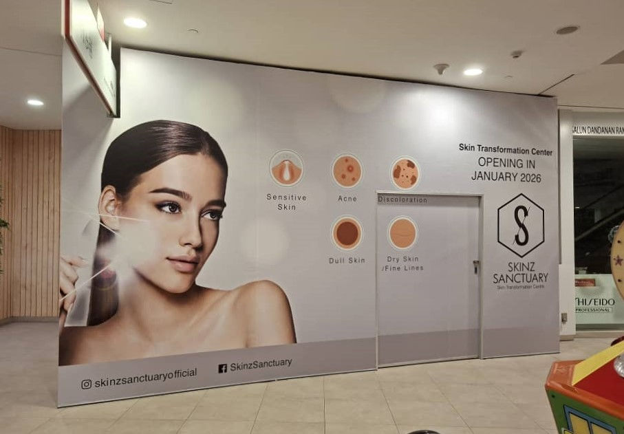 Hoarding and visual installation at Sunway Velocity for Skinz Sanctuary
