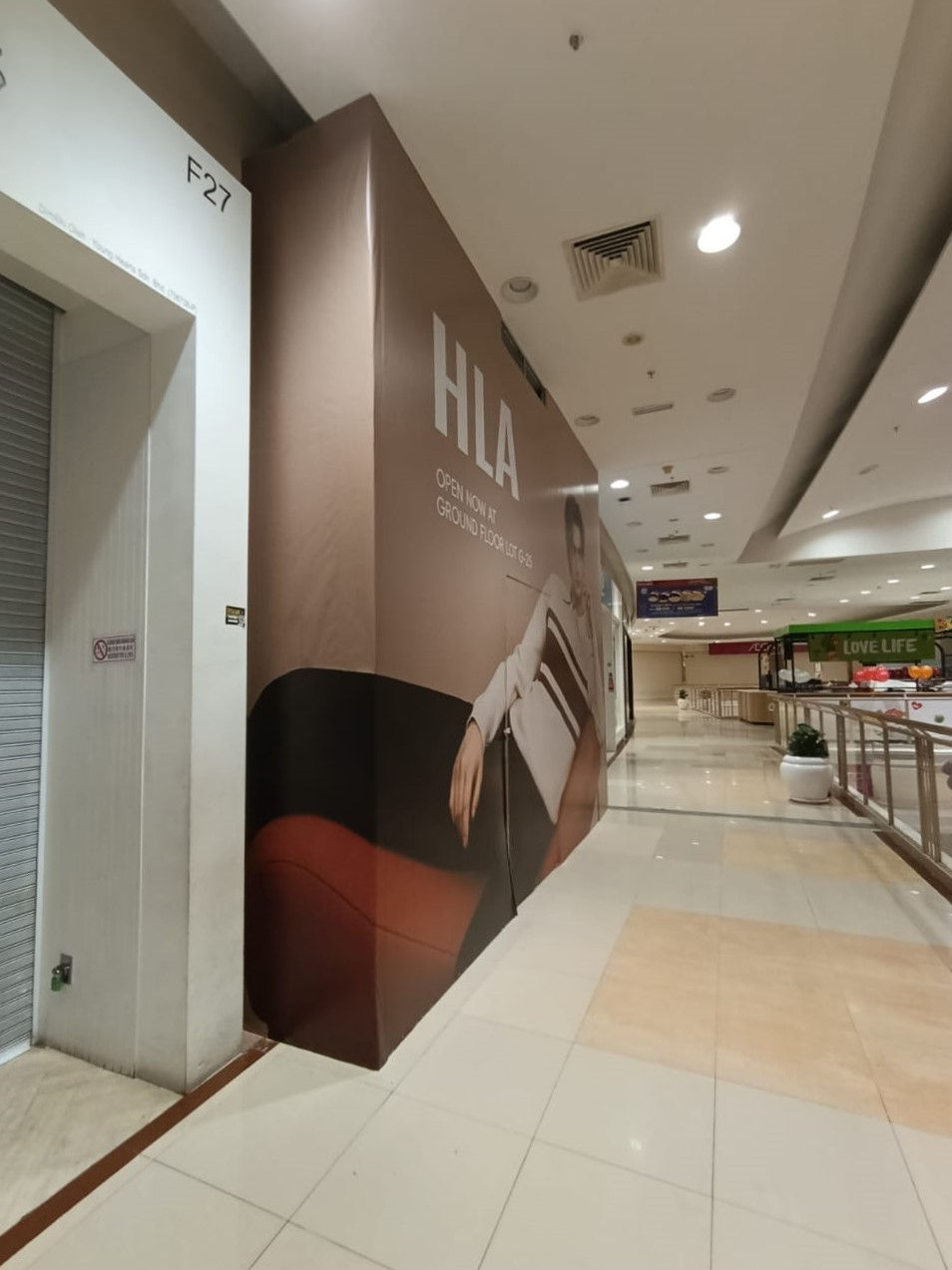 Hoarding and visual installation at AEON Seremban for HLA