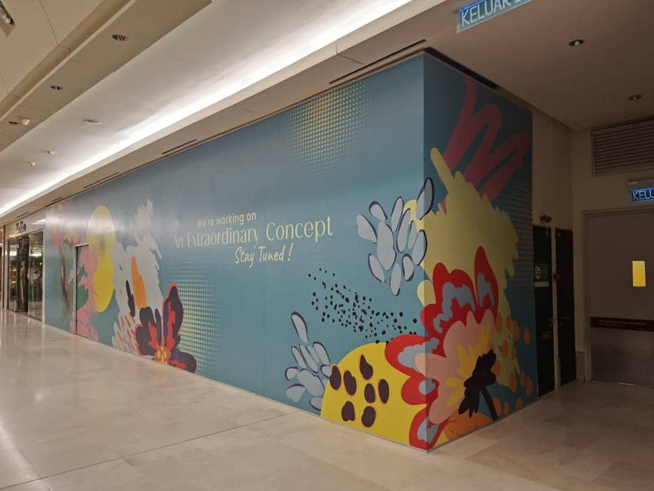 Hoarding and visual installation at Tropicana Gardens Mall for New Store