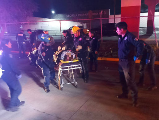 BOMBEROS DE HIDALGO LLEVAN CON VIDA A FEMINA