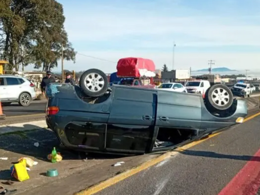 VOLCADURA EN LA MÉXICO-TUXPAN DEJA ADOLESCENTE SIN VIDA