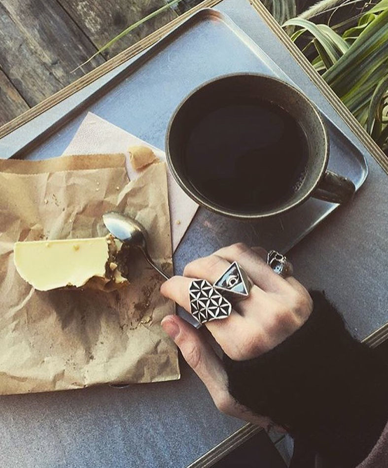 The large Flower of Life ring