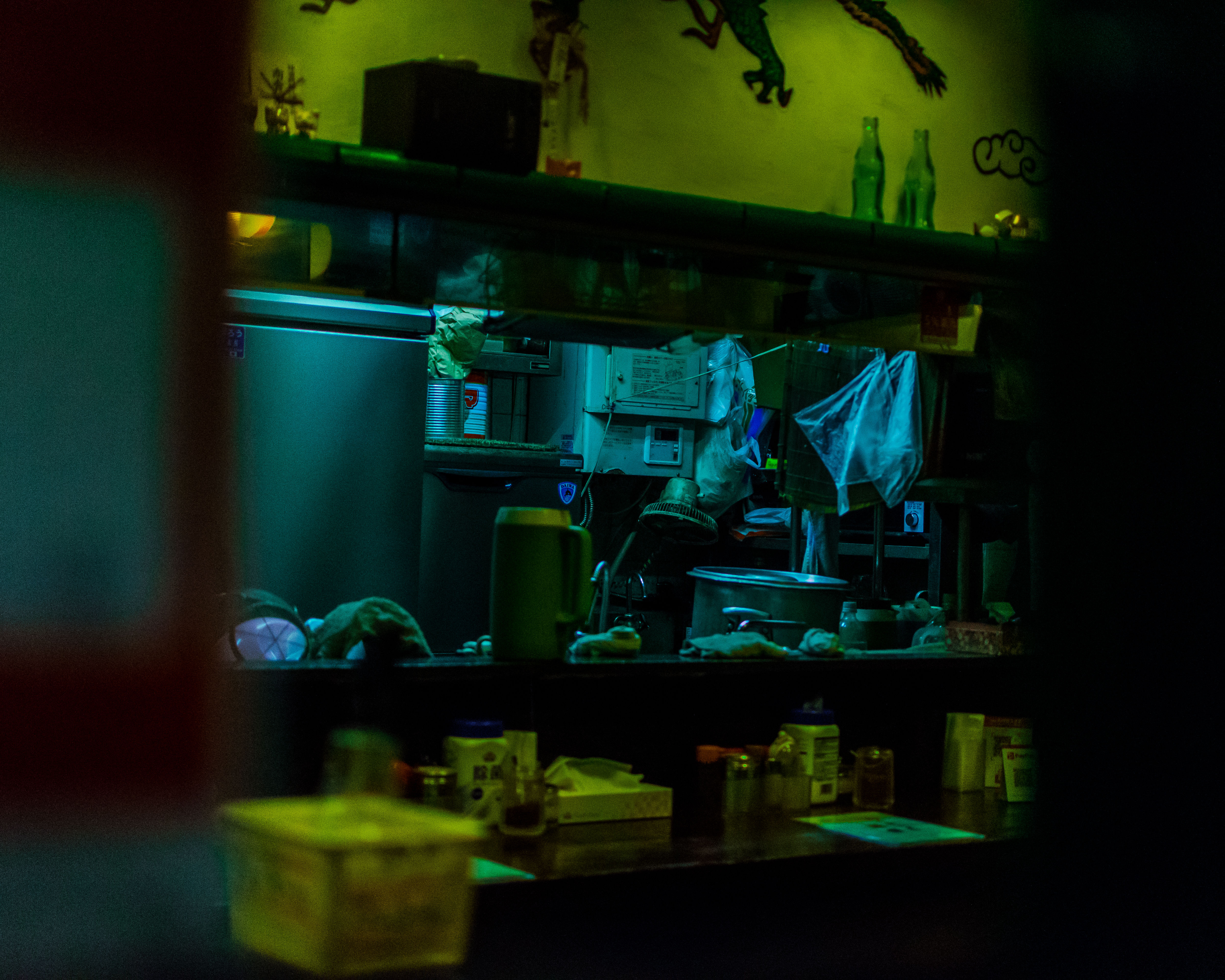 creepy kitchen