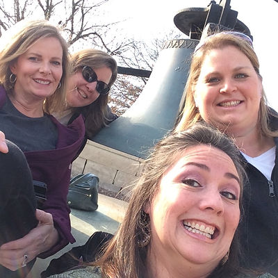 Players hunt for items in the Columbia scavenger hunt tour with 3Quest Challenge
