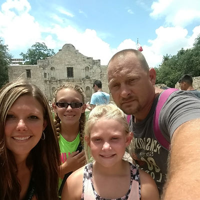 Players hunt for items in the San Antonio scavenger hunt tour with 3Quest Challenge