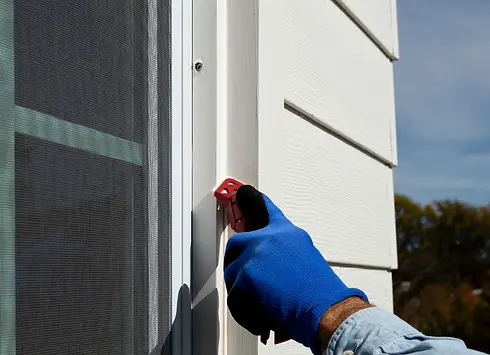 Tools_for_Caulking_Windows.webp