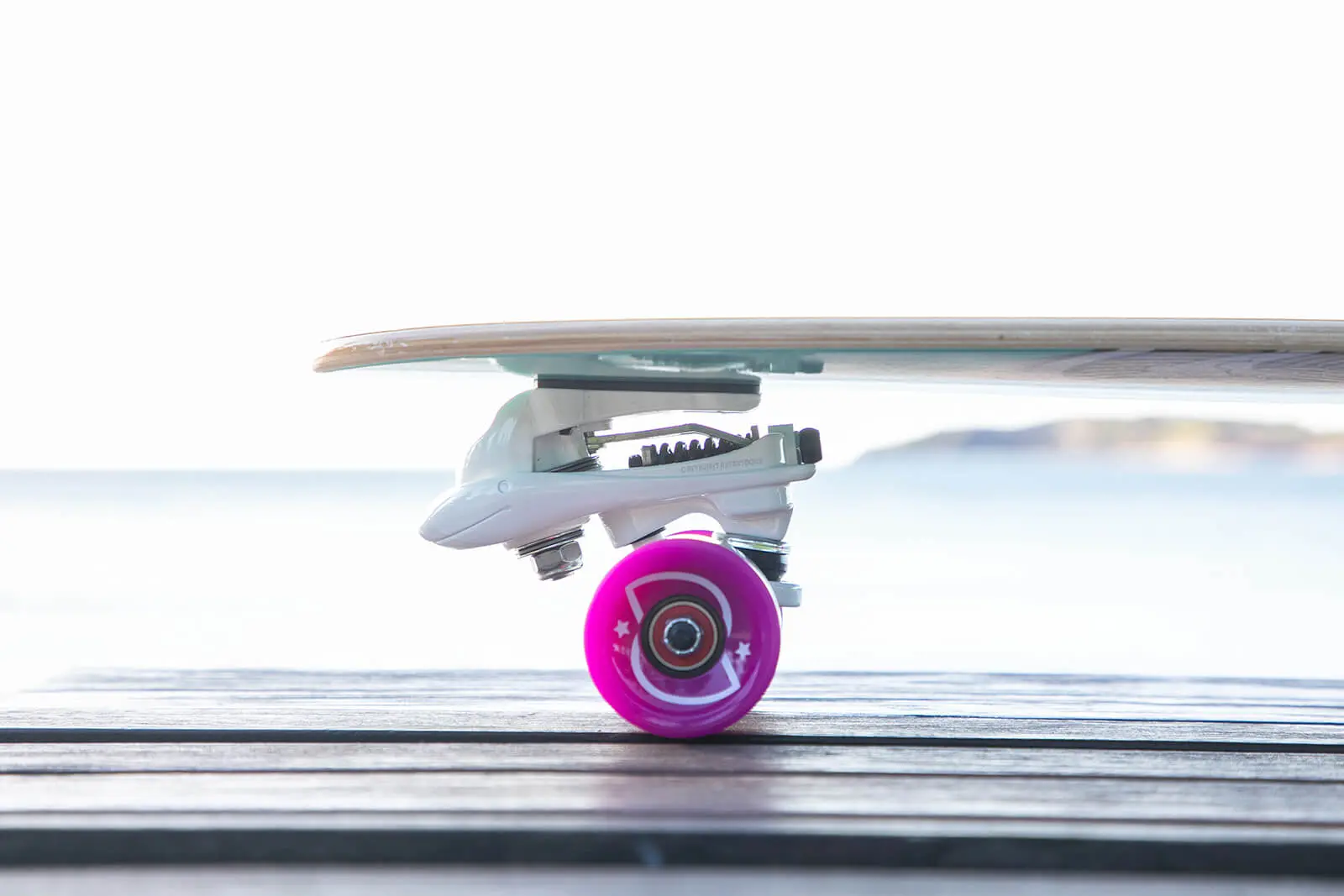 LR_smoothstar_surfskate_surf_trainer_31_Holy_Toledo_small_action_shot-4.webp