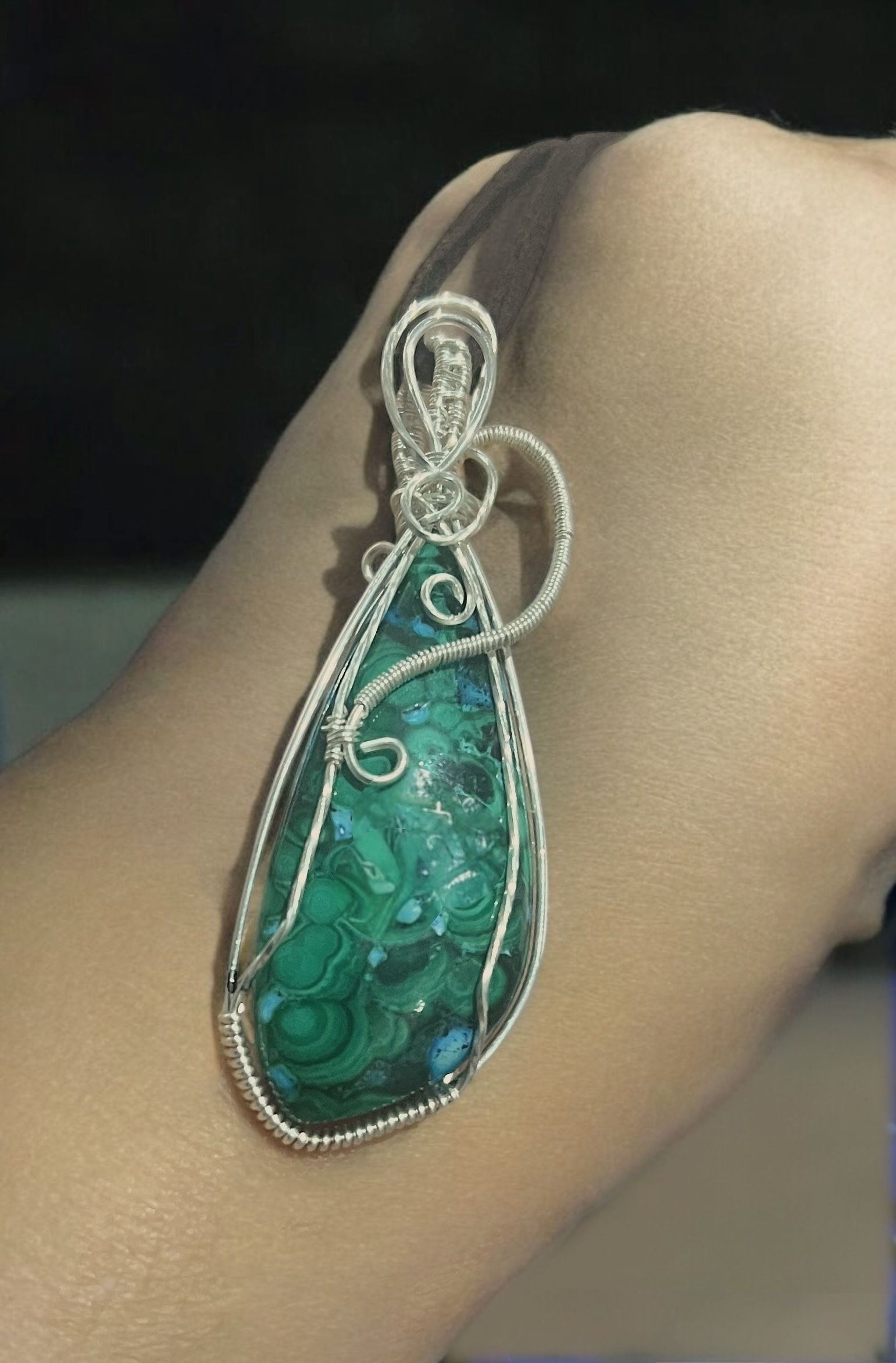 Emerald Song – Green Malachite Chrysocolla Pendant | Artisan Wire Wrap in Silver