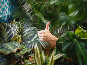 11 Painfully Relatable Relationship Memes For Those with Anxiety