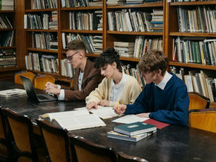 16 Ways To Get Cheap & Free Textbooks In The UK