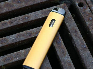 Over 25% Of Students Are Addicted To Vaping – These Are The Hidden Side Effects You Might Not Know