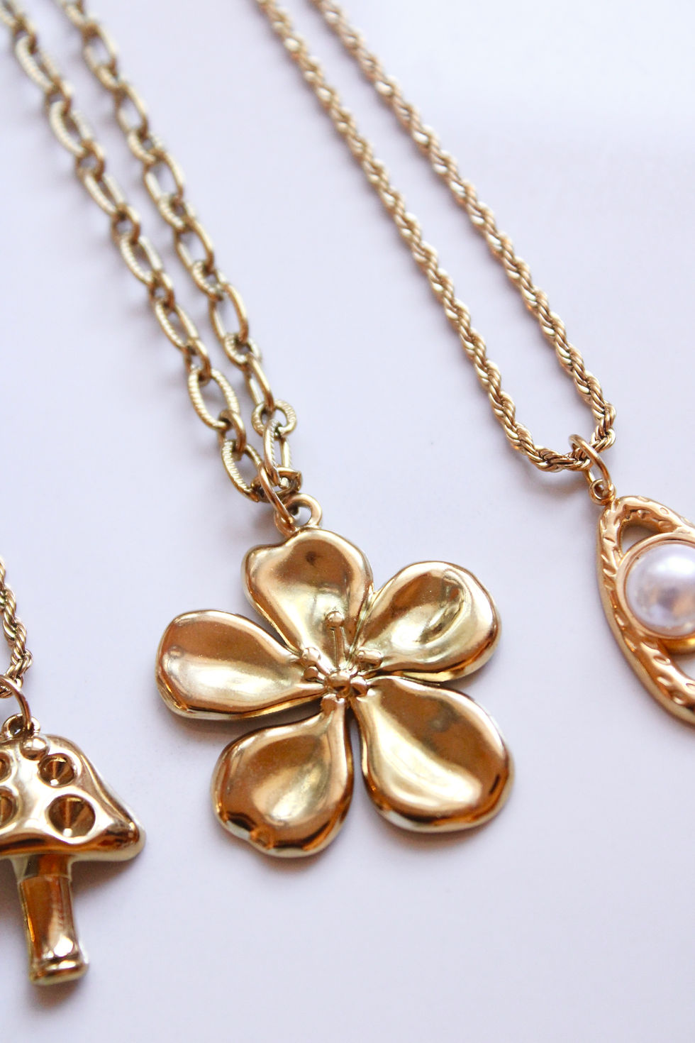 Miniatura: Abstract Garden Necklaces