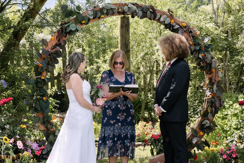 Richard and Vanessa. Beautiful garden Wedding, Featherson, Wairarapa. 