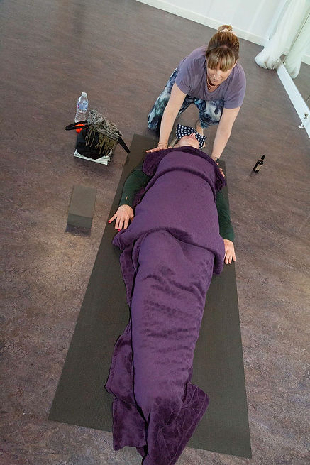 684982165e0cb032d24ad88e_Julie Savasana Assist.jpeg.jpg
