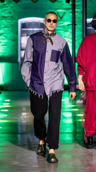 IMC MODEL: Eduardo de Los Santos wearing Punch-OH on the runway