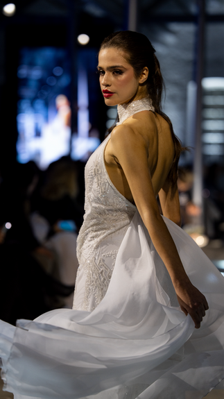 IMC MODEL: Joana Monteiro wearing Conceição Leite on the runway