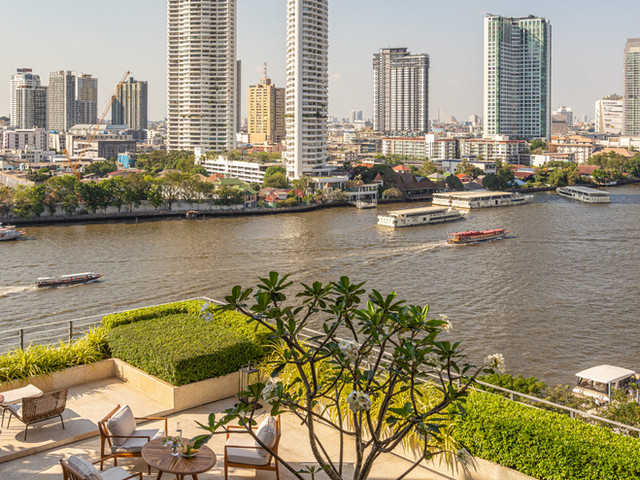 Four Seasons Bangkok: Where The River Holds Its Breath