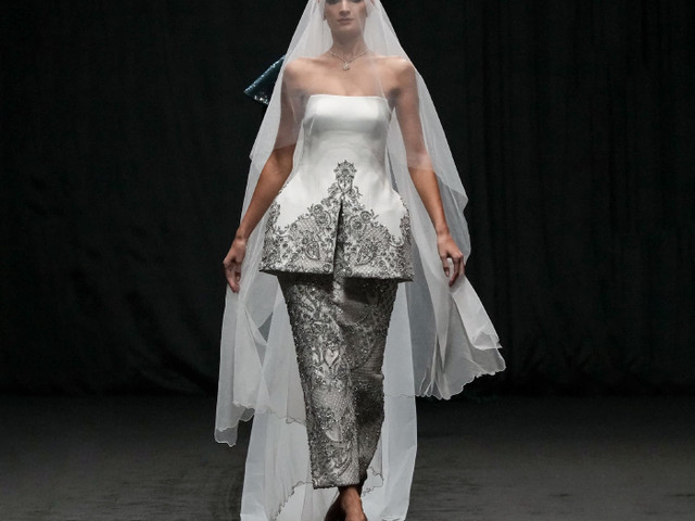 Rediscovering The Preciousness Of Couture With Rizman Ruzaini's "Mustika" Collection