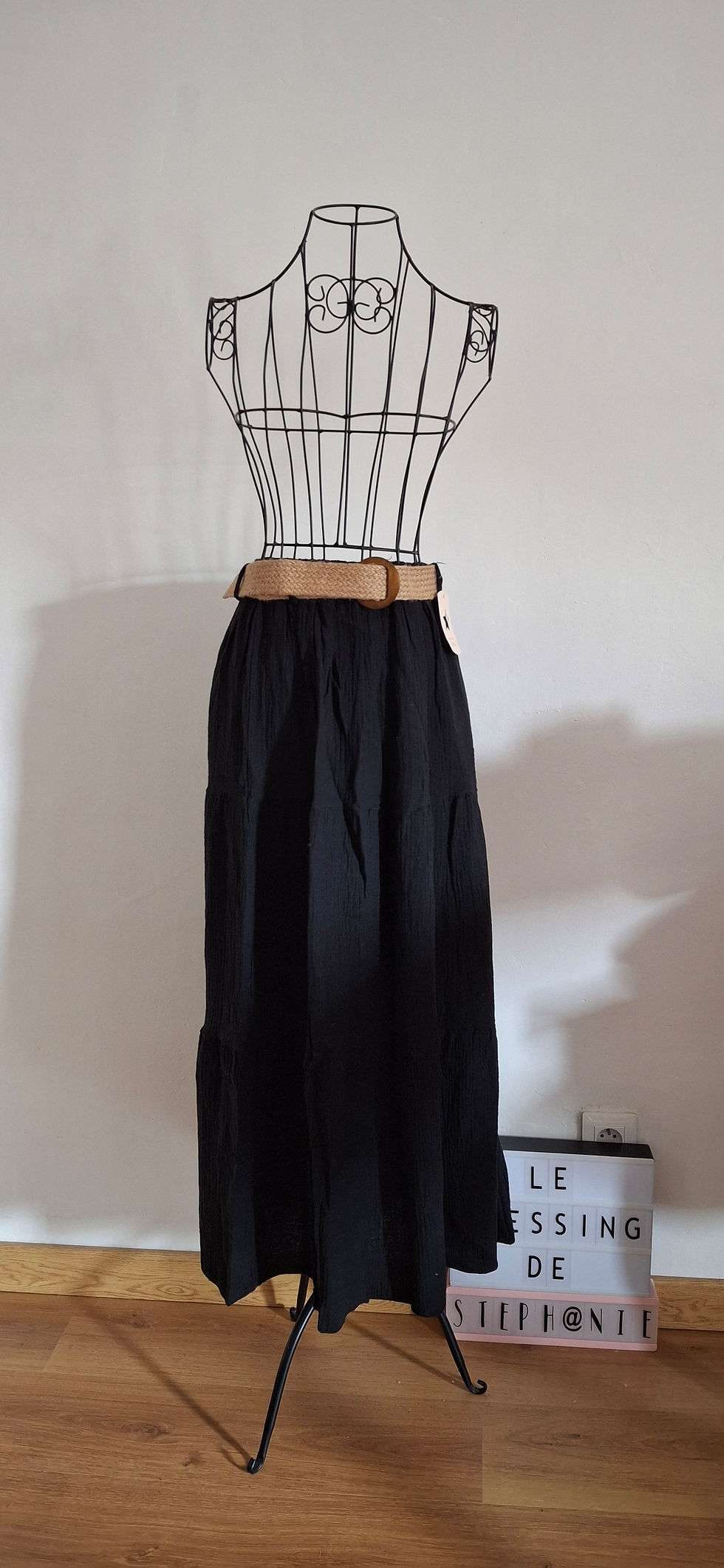 Thumbnail: Long beige skirt with belt