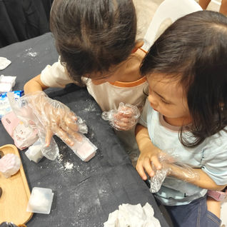 Grander Together Event : Crafting Memories, One Fizzie at a Time