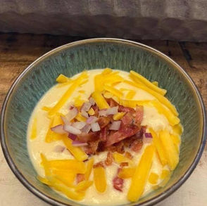 Keto Low carb “Loaded Cauliflower” Soup 