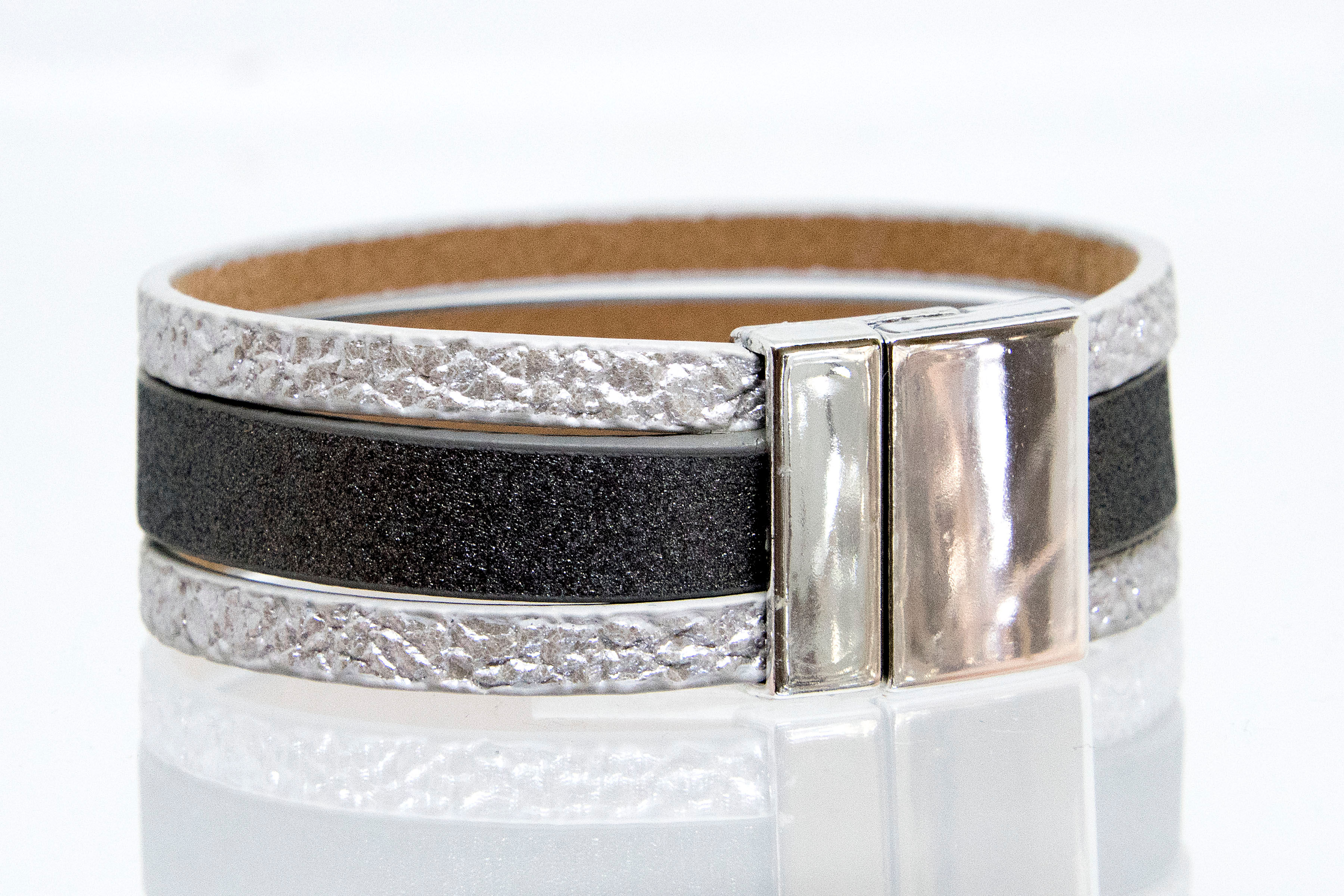 3 Strand Boho-Bracelet (silver, charcoal,silver)