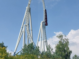 Year 11 Students Dive Into Physics at Thorpe Park on Science Department Trip