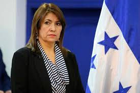 Ministra de Salud pide restringir medidas de circulación