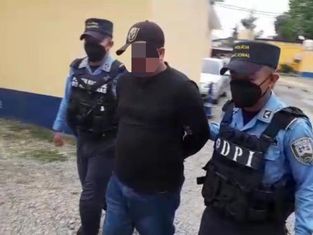 Arrestan a acusado de asesinato