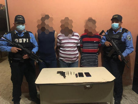 Tres supuestos asaltantes de personas fueron detenidos en Santa Bárbara