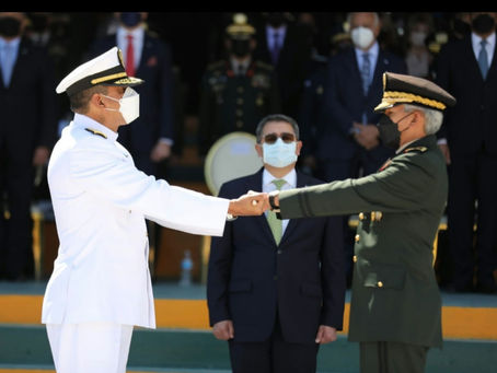 Presidente Hernández en traspaso de Jefatura del Estado Mayor Conjunto