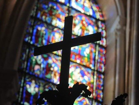Exigen renuncia de Obispos en Francia