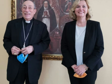 Misión de observadores de Europa se reúne con Cardenal Rodríguez