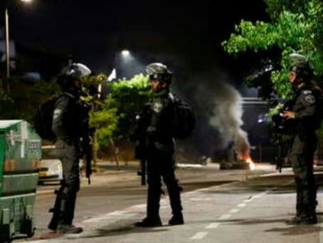 Reino Unido declara como amenaza terrorista grave explosión de vehículo frente a un hospital
