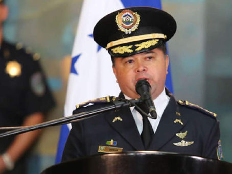 Ramón Sabillón retorna a Honduras y se pone a disposición de presidenta Xiomara Castro