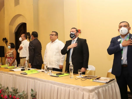 SOCIEDAD CIVIL, EMPRESARIOS, ALCALDES Y GOBIERNO SE HACEN UN NUDO PARA MEJORAR LA EDUCACIÓN