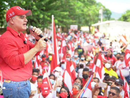 Yani Rosenthal visitó Comayagua durante el fin de semana